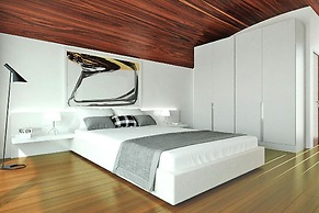 Semi-detached House With Private Pool