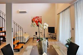 Semi-detached House With Private Pool