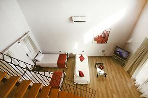 Semi-detached House With Private Pool