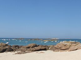 Holiday Home Trebeurden by Pink Granite Coast