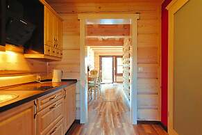 Comfortable Apartment, 2 Bedrooms, Terrace