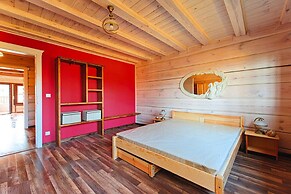 Comfortable Apartment, 2 Bedrooms, Terrace