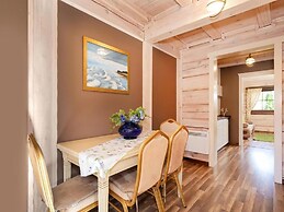 Comfortable Apartment, 2 Bedrooms, Terrace