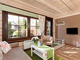 Comfortable Apartment, 2 Bedrooms, Terrace