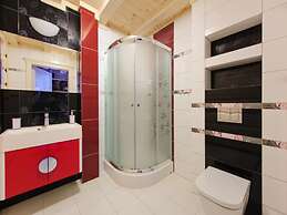 Comfortable Apartment, 2 Bedrooms, Terrace