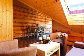 Comfortable Apartment, 2 Bedrooms, Terrace
