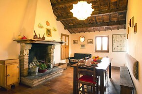 Country House in Monterado With Pool