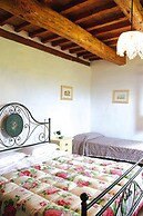 Country House in Monterado With Pool