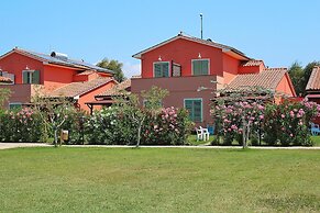 Apartment in Tuscany Near Beaches & Pool