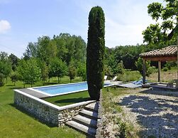 Malaucene Garden Apartment Stay