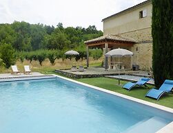 Malaucene Garden Apartment Stay