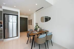 Elegant 2BR Emaar Beachfront Retreat