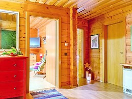 Chalet in Eben With Panoramic Mountain Views