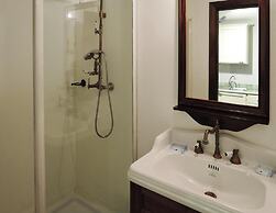 Apartment in Vinci With Pool & Wellness