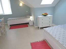 Large Holiday House in Wiselka