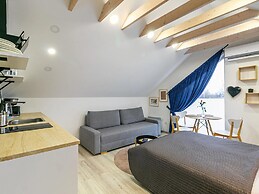 Comfortable Holiday Apartment, Summer Pool