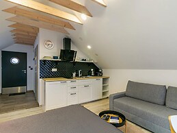 Comfortable Holiday Apartment, Summer Pool