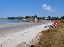 Beachfront Apartment in Plouguerneau