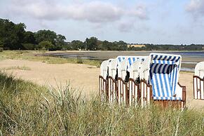 Schlossurlaub Nahe Ostsee und Tressower See
