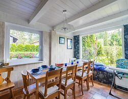 Comfortable Holiday Home With a Private Garden