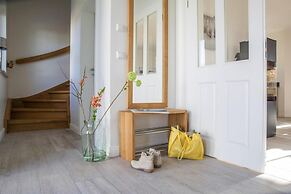 Reetdachhaus am Bodden mit Sauna