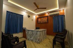 Trimukha homestay