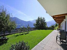 Apartment in Zillertal Near Horbergbahn