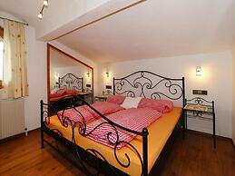 Apartment in Zillertal Near Horbergbahn