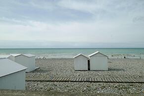 Holiday Home in Criel sur Mer With Balcony