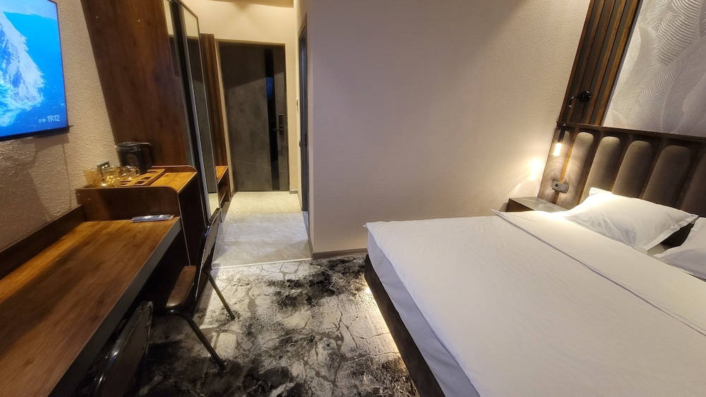 Homy House Hotel