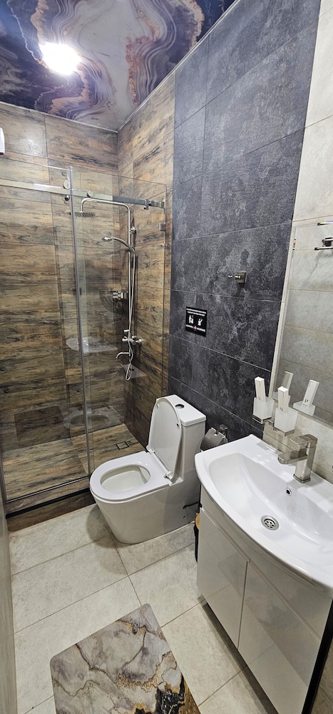 Homy House Hotel