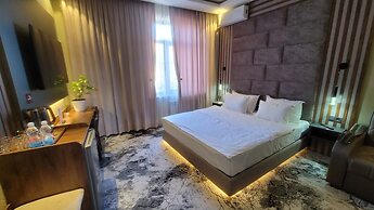 Homy House Hotel