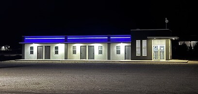 REL-X INN