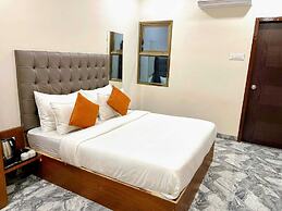 Hotel kamari Inn