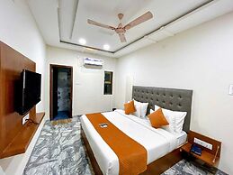 Hotel kamari Inn