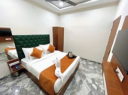 Hotel kamari Inn