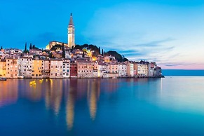 Modern Seaside Apartment in Rovinj