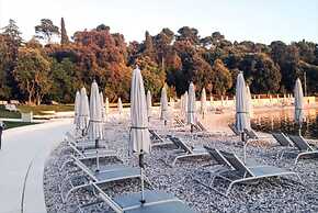 Modern Seaside Apartment in Rovinj