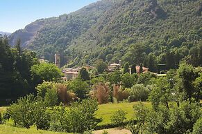 Villa in Camaiore With Panoramic Mountain Views