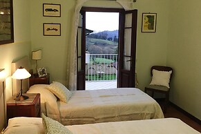 Villa in Camaiore With Panoramic Mountain Views