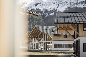 New Chalet With Garden and Private Sauna
