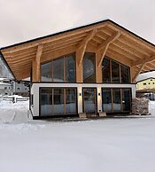 New Chalet With Garden and Private Sauna