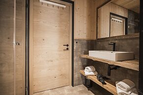 New Chalet With Garden and Private Sauna