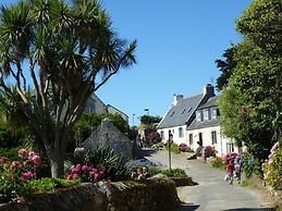 Apartment in Brittany Near Sandy Beaches