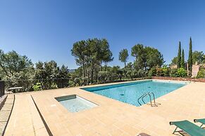 Relaxing La Motte Hideaway for a Group