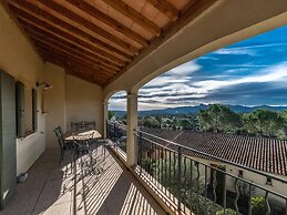 Relaxing La Motte Hideaway for a Group