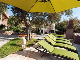 Villa in Rovanjska With Pool & Sea Views
