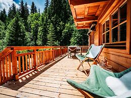 Hideway Chalet Gamsgluck With Pool and Sauna