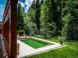 Hideway Chalet Gamsgluck With Pool and Sauna