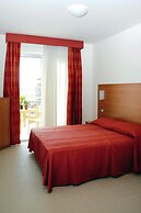 Apartment in Roseto Near Sandy Beach